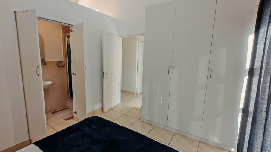 5 Bedroom Property for Sale in Twee Kuilen Western Cape